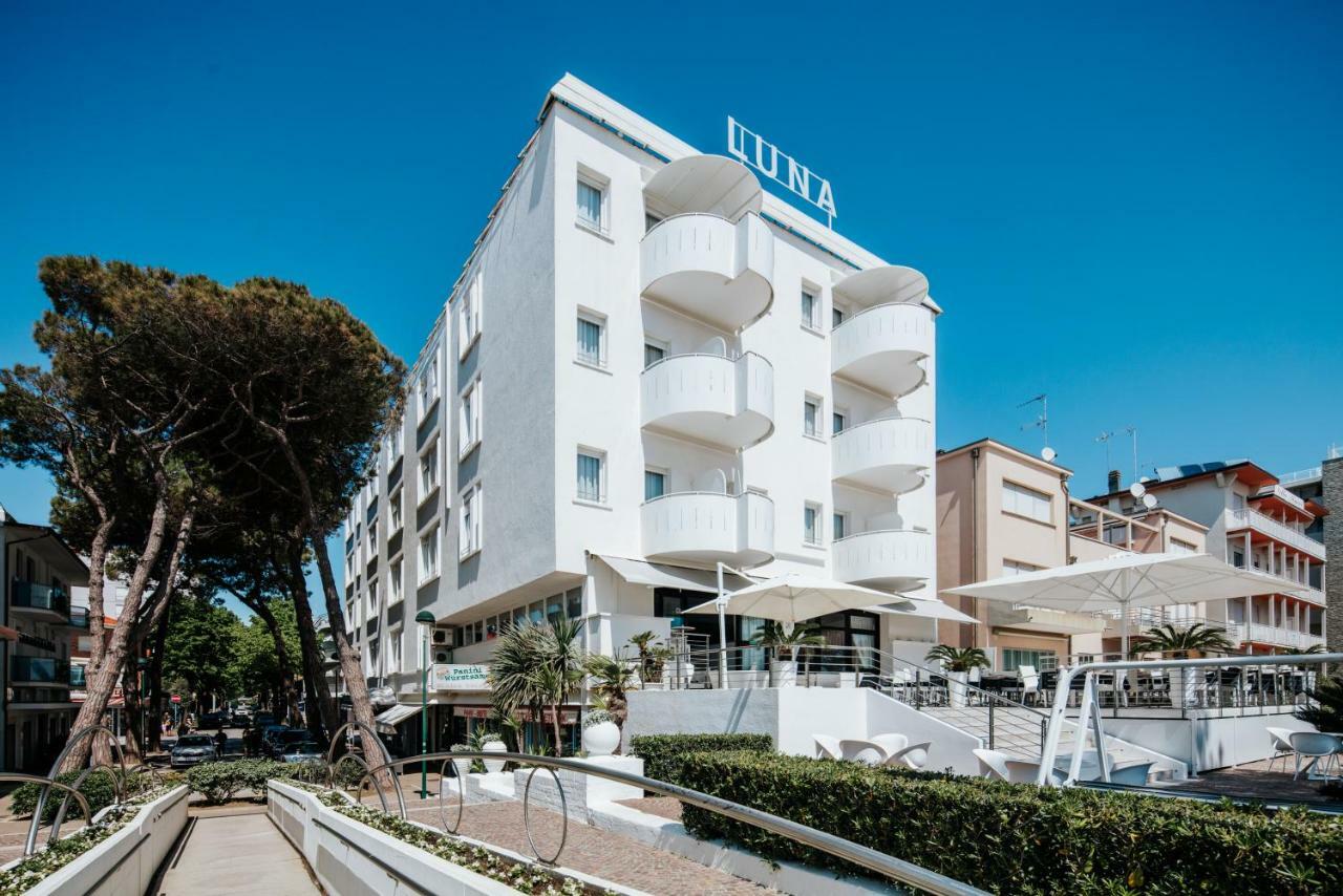Hotel Luna Lignano Sabbiadoro Ngoại thất bức ảnh