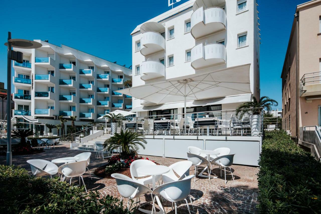 Hotel Luna Lignano Sabbiadoro Ngoại thất bức ảnh